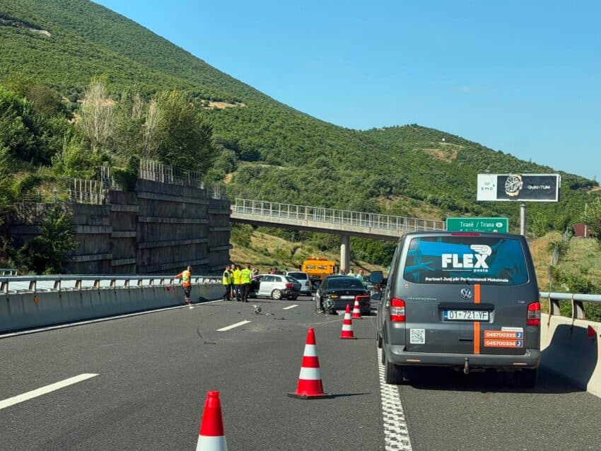 Aksidenti në autostradë, 7 të lënduar u dërguan në emergjencë – kjo është gjendja e tyre