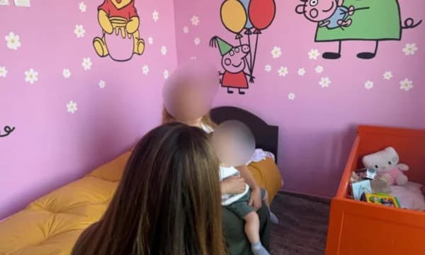 U dërgua në burg bashkë me foshnjën, Gjykata e Tiranës urdhëron lirimin e menjëhershëm të 34-vjeçares