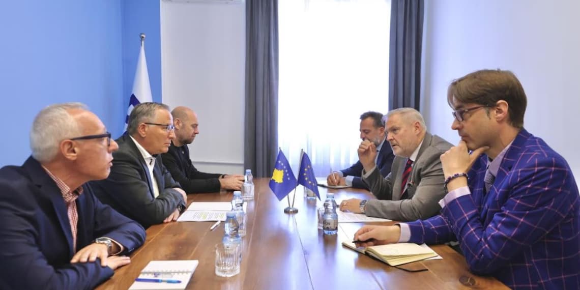 Hamza takon raportuesin e PE-së, Terras: Kosovës i duhen institucione funksionale për rrugën drejt BE-së