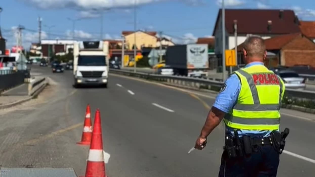 Kontrollet ndaj mjeteve të mbingarkuara vazhdojnë, shqiptohen mbi 15 mijë euro gjoba