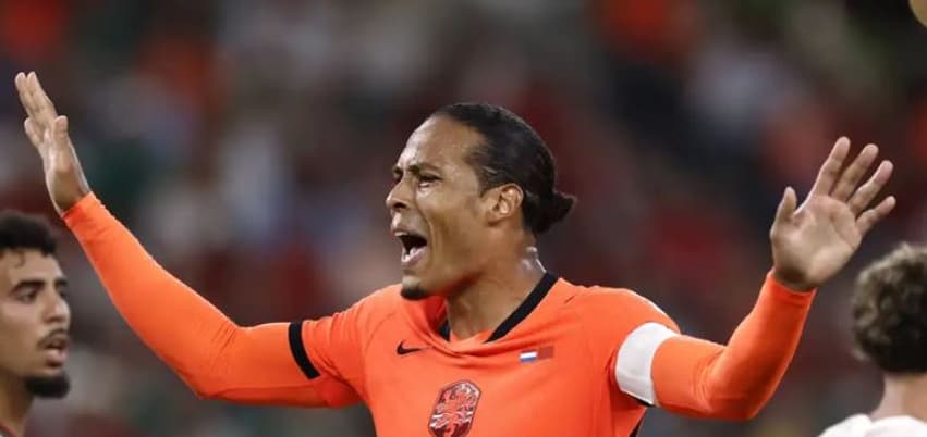 Virgil van Dijk drejt 100 ndeshjeve me Holandën, bisedë pozitive me trajnerin e ri