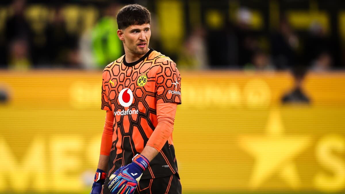 Real Madridi mendon për pasardhësin e Courtois, në radar edhe ylli i Dortmundit Gregor Kobel