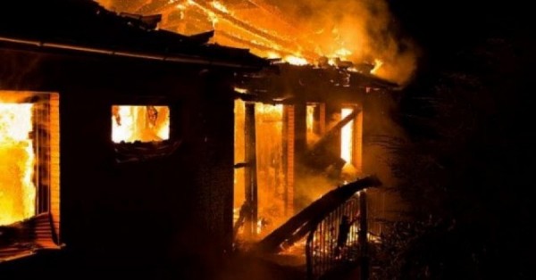 Digjet një shtëpi në rrugën B në Prishtinë  policia jep detaje