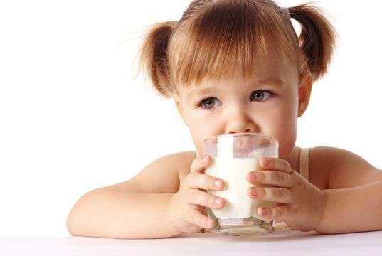 Alergjia në qumësht më e zakonshmja tek fëmijët