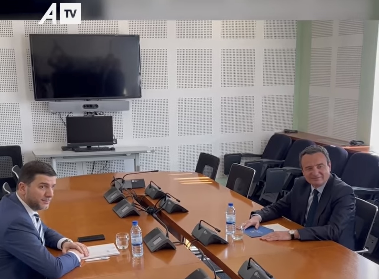 Vazhdon përpjekja për konstituimin e Kuvendit  nis takimi Kurti Krasniqi
