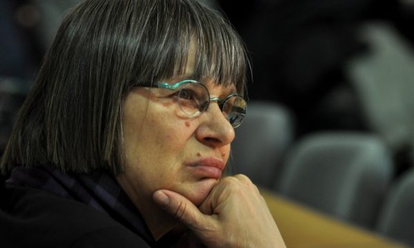 Kandiq skeptike për ndryshimin e Serbisë ndaj Kosovës edhe nëse vijnë studentët në pushtet