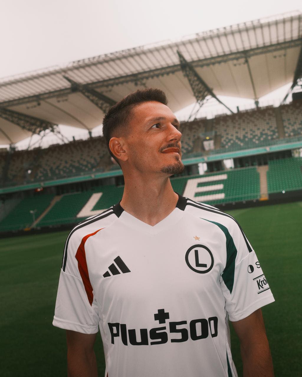 Ermal Krasniqi nis një kapitull të ri në karrierë  huazohet te Legia Varshava