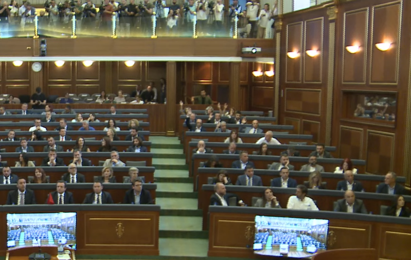 Sllavko Simiq s merr votat për nënkryetar të Kuvendit   VV kundër  PDK abstenoi  LDK s mori pjesë në votim