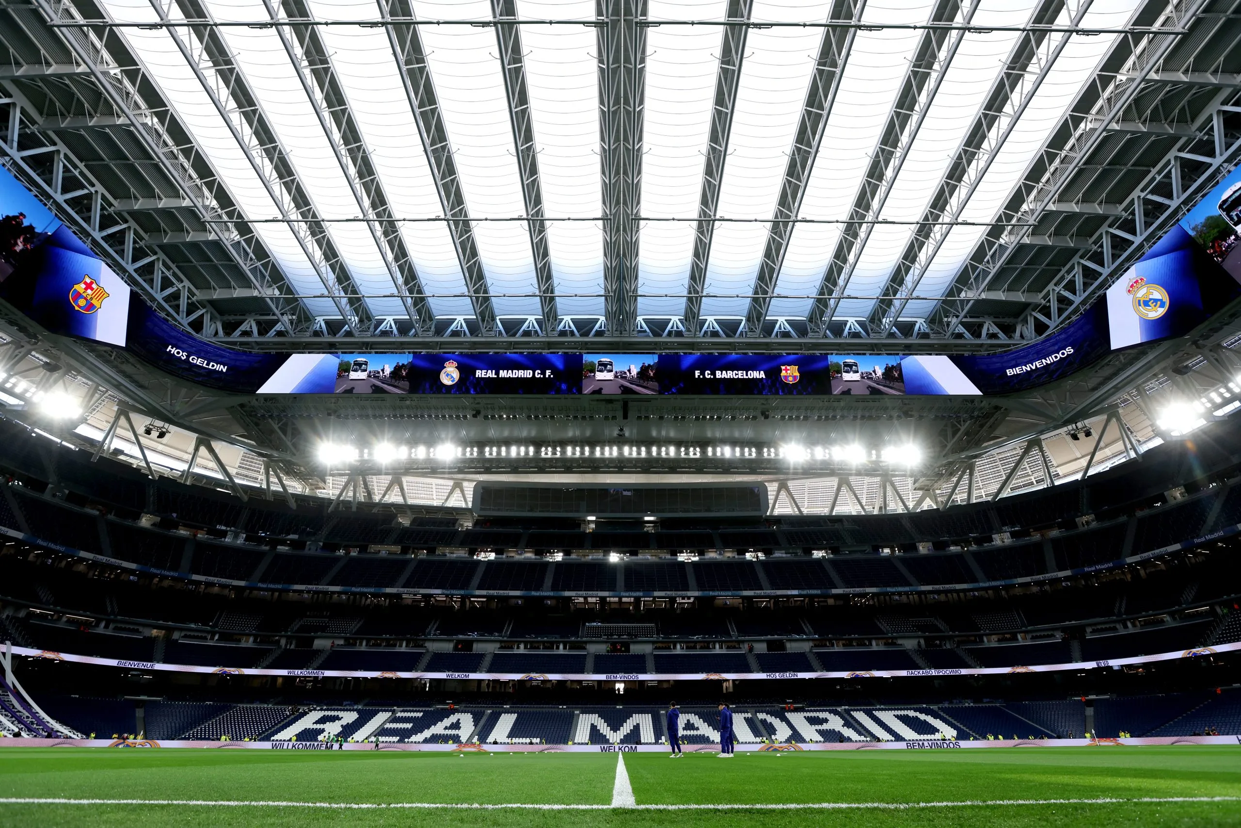 Real Madrid mbyll çatinë e  Bernabeu  t për El Clasicon ndaj Barcelonës