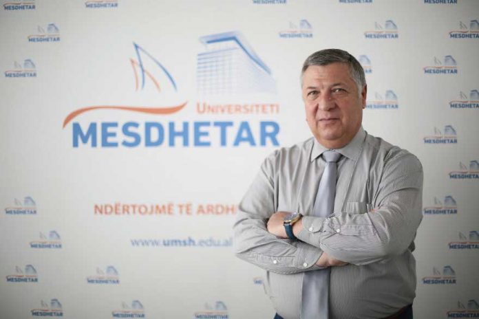 Dollari dhe euro dixhitale: Lindja e një epoke të re monetare