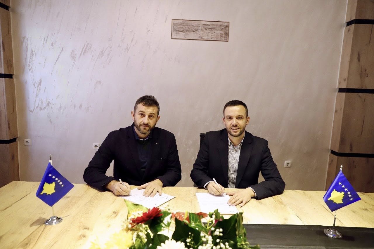 Pak ditë para zgjedhjeve, Arian Tahiri nënshkruan koalicion