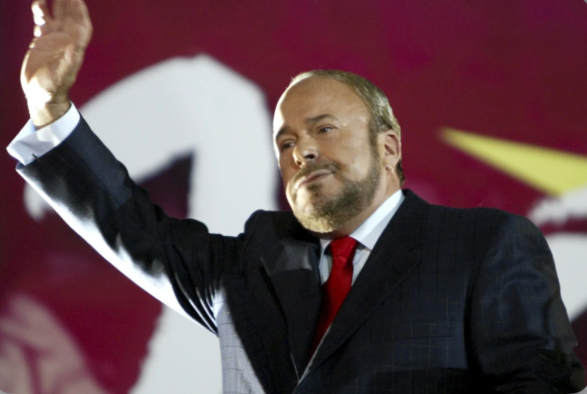 Ish-kryeministri i Shqipërisë, Fatos Nano ndërron jetë pas një arresti kardiak në banesë