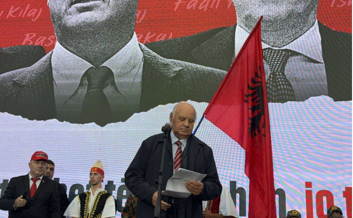Ish-presidenti i Shqipërisë: Thaçi me të tjerët kryen detyrën më të lartë që njeh historia, mbrojtjen e popullit të vet