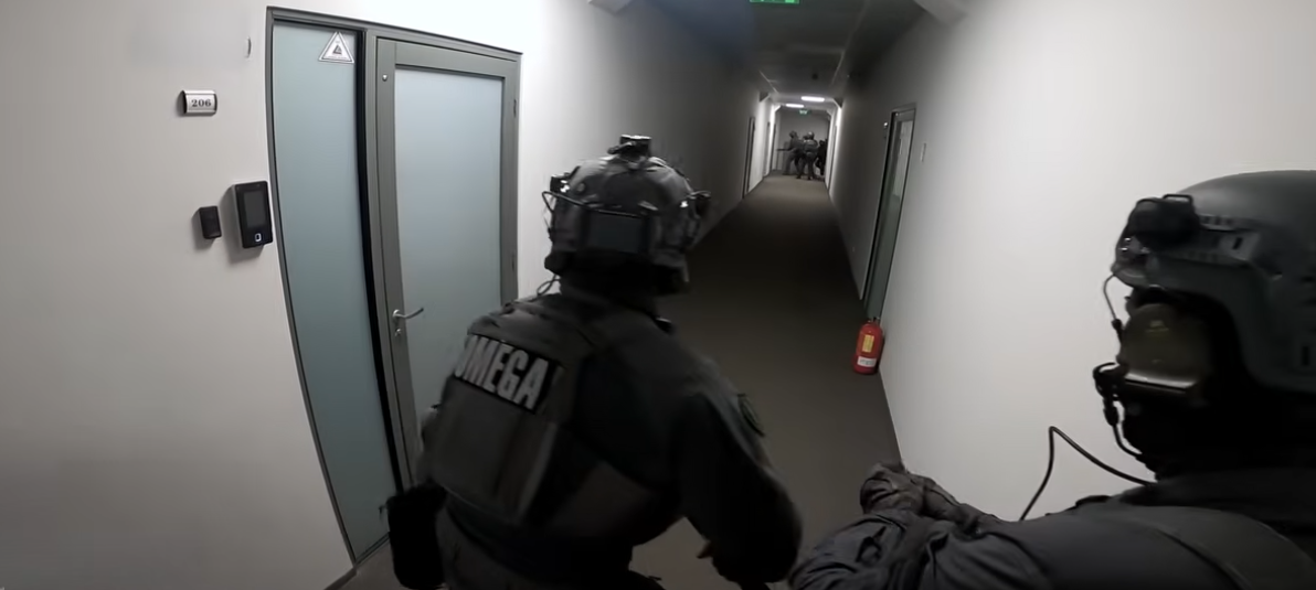 Mashtrime me miliona euro, Europol shkatërron rrjetin evropian të krimit kibernetik