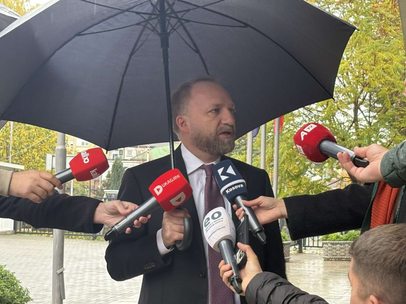 Tahiri i bindur që Kurti nuk i ka votat