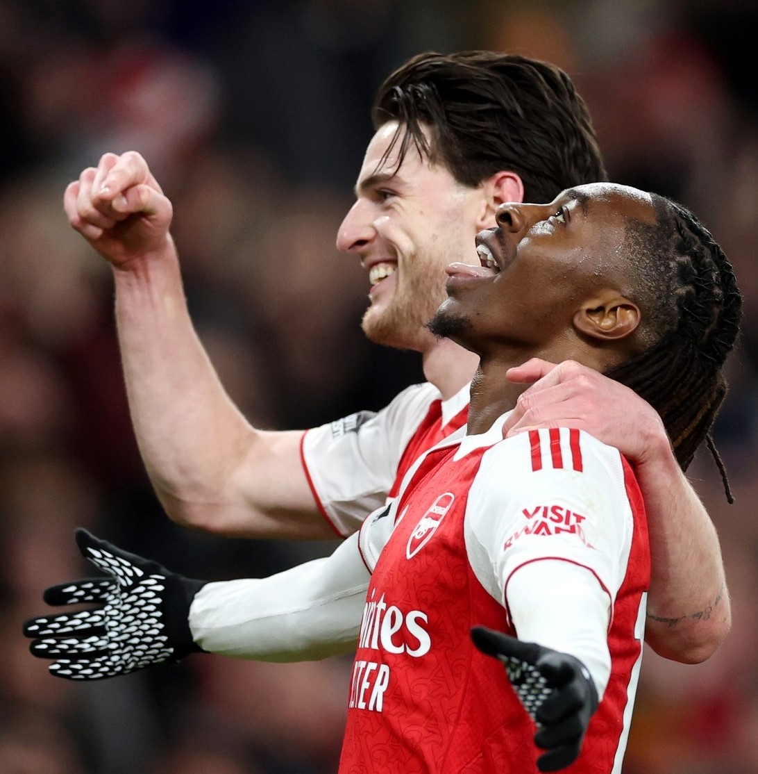 Eze shkëlqen me  hattrick   Arsenali mposht Tottenhamin 4 1 në derbi