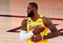 Lebron James rikthehet në parket dhe vendos një rekord historik në NBA