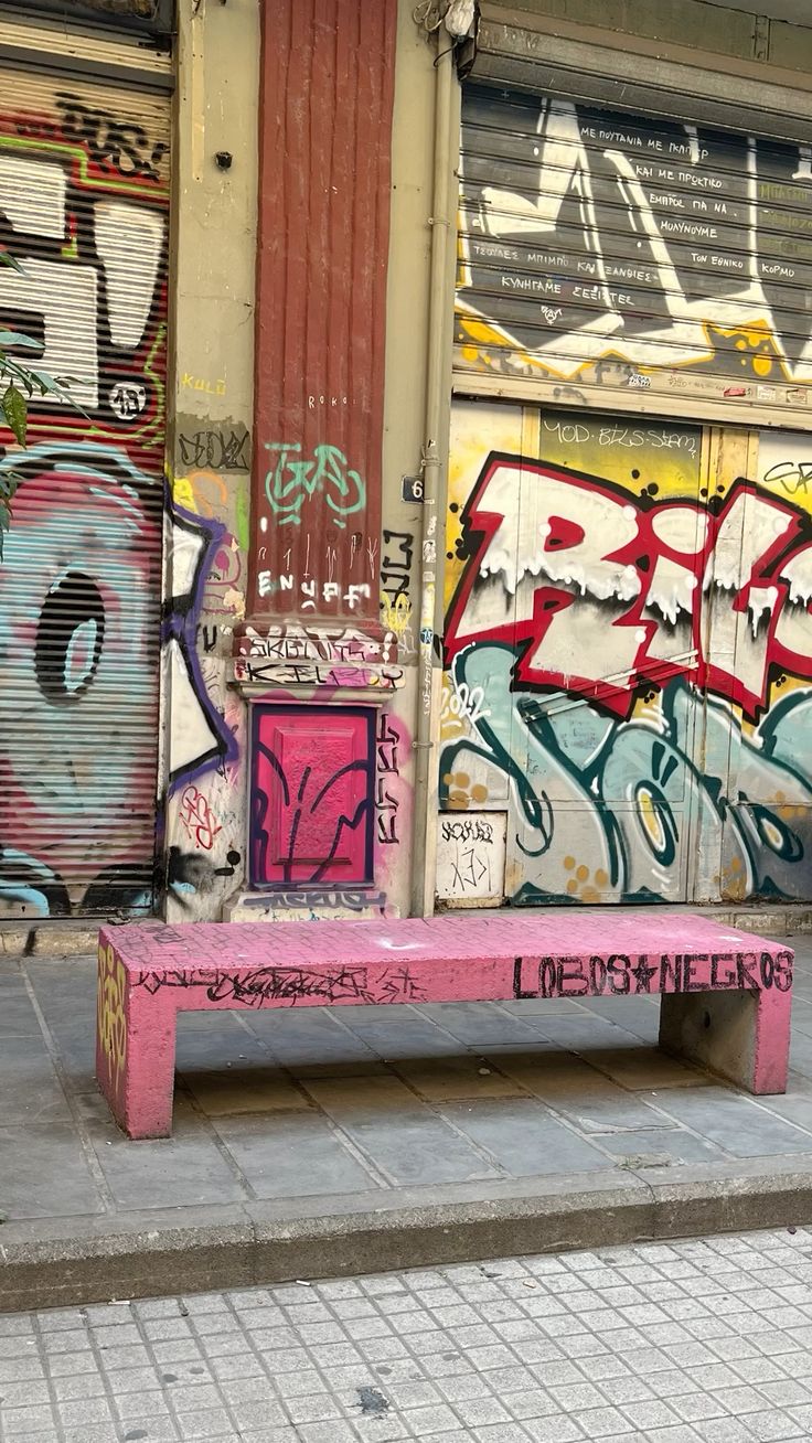 muret-qe-flasin-si-arti-i-rruges-po-transformon-qytetet