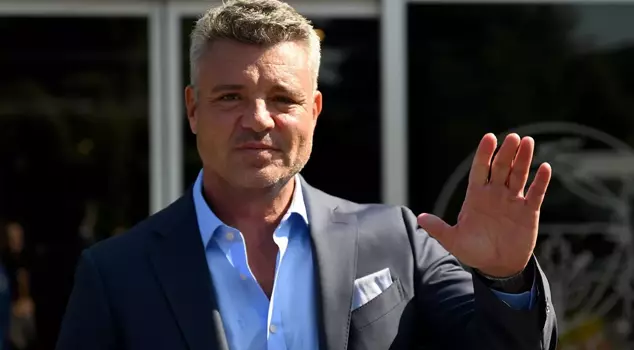 Kryetari i Fenerbahçes  Sadettin Saran  lirohet nën kontroll gjyqësor pas akuzave për drogë
