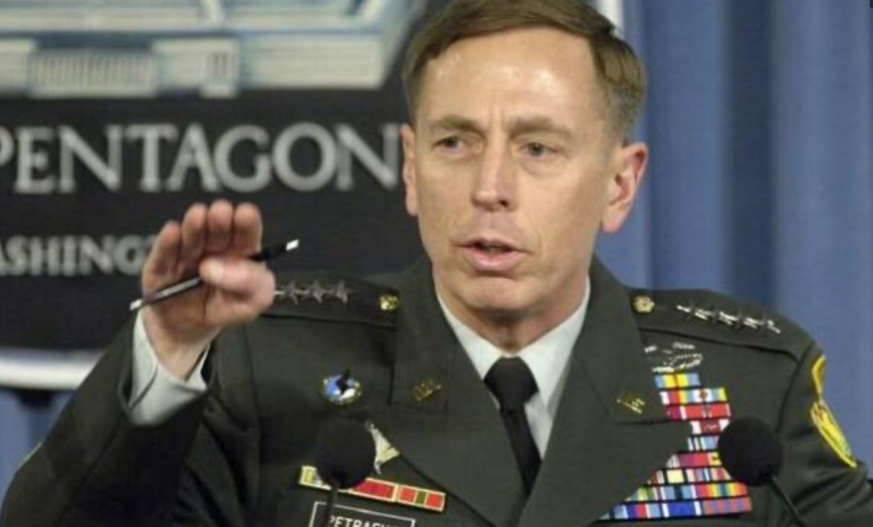 Ish shefi i CIA s  Mund ta rrëzojmë Putinin me dy lëvizje