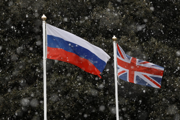 britania-e-madhe-akuzon-rusine-ka-deportuar-me-force-mijera-femije-po-kerkon-te-zhduke-identitetin-ukrainas