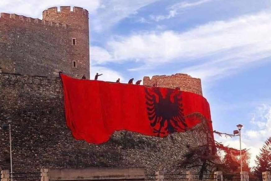  Shvercerat  mbështesin protestën e 13 dhjetorit në Shkup  Lufta e UÇK së ka qenë luftë e drejtë dhe për liri