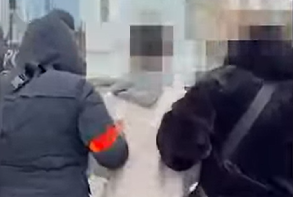 Kërcënoi shitësen me thikë dhe vodhi para nga marketi  arrestohet 40 vjeçari