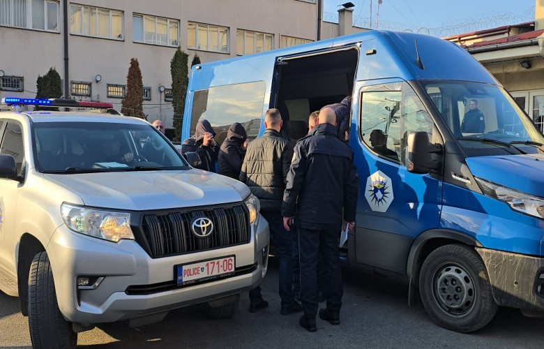 Kërkohet paraburgim ndaj 11 të ndaluarve për manipulim votash në Prizren