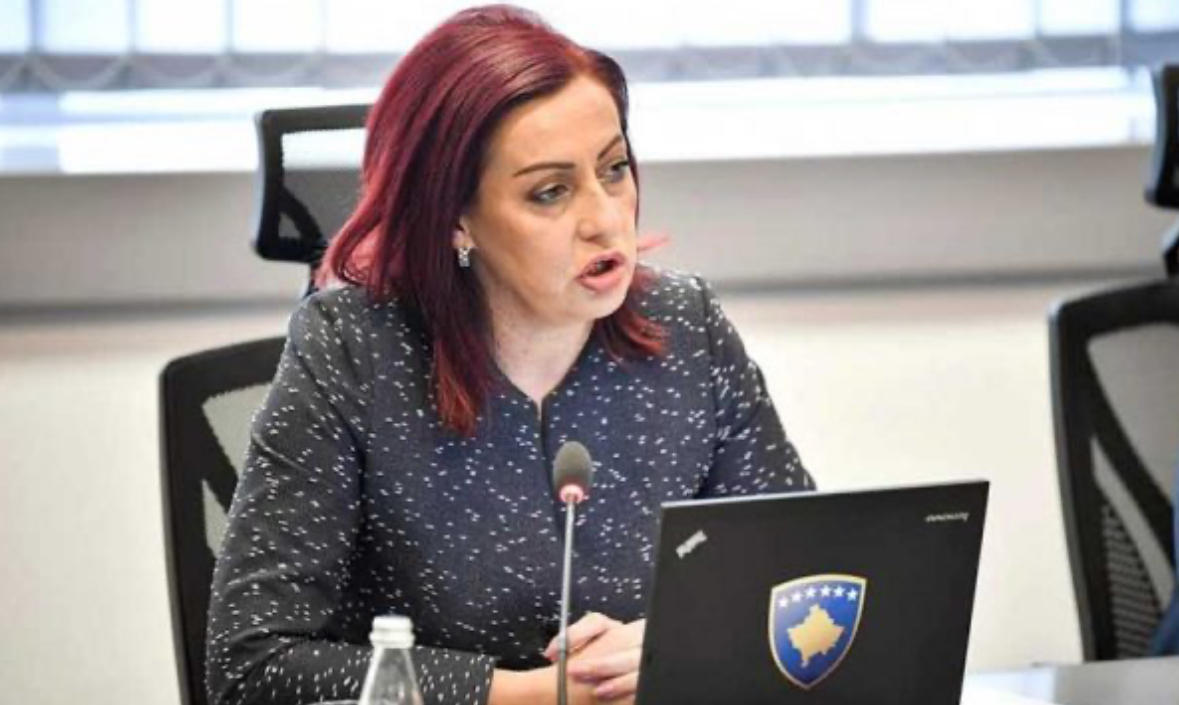 Emilja Rexhepi reagon pas arrestimit të një komisionieri të NDS së  Po sulmohem politikisht