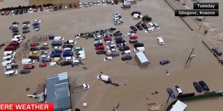 CNN raporton për vërshimet në Kosovë  publikon pamje nga situata në Drenas