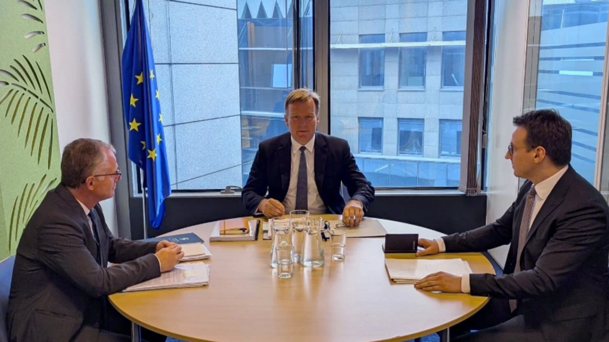 Kryenegociatorët e Kosovës dhe Serbisë sot në Bruksel për dialogun e ndërmjetësuar nga BE ja