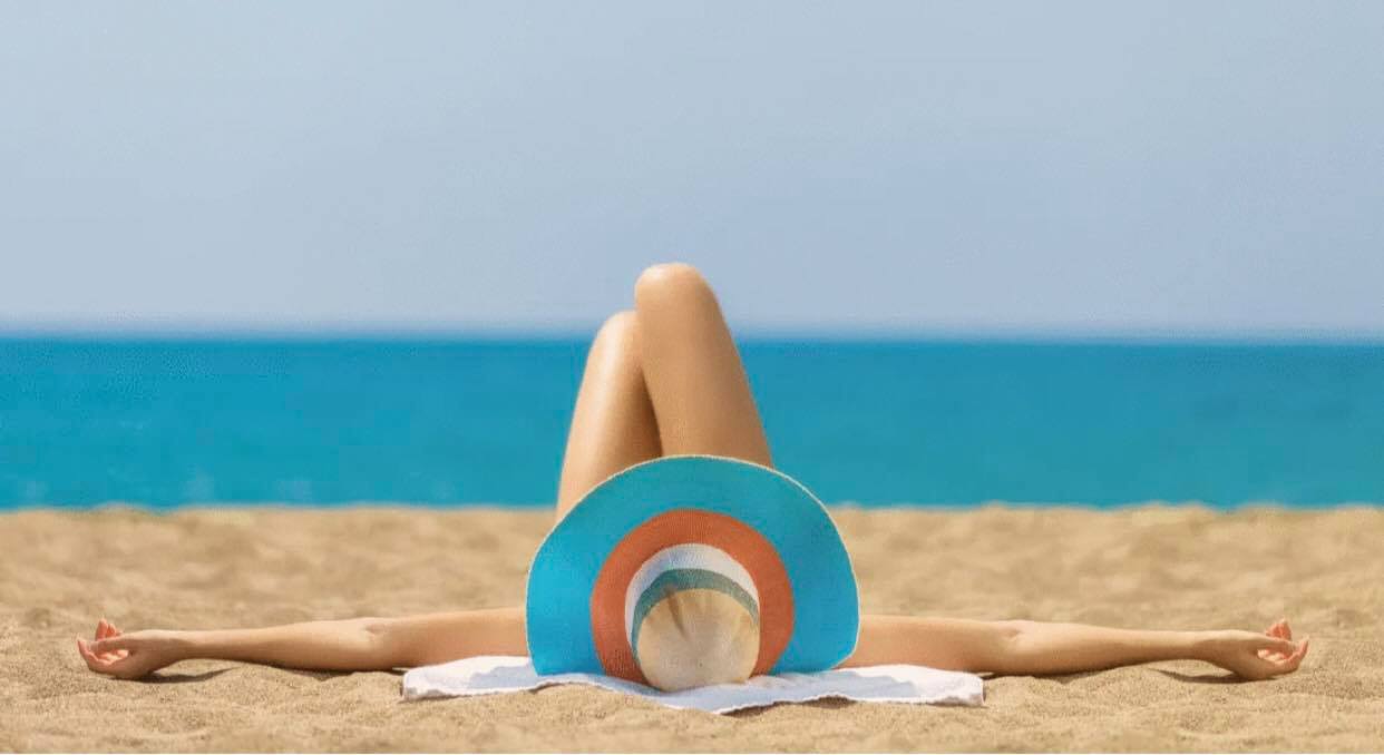 Si ta ruani për një kohë të gjatë ngjyrën e plazhit