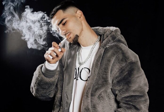 AURON vjen me këngë të re GJYNAH 