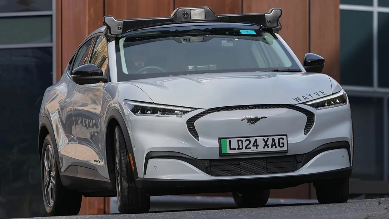 Taksitë  pa shofer   të mundësuar nga Inteligjenca Artificiale  do të fillojnë operimin në Londër këtë vit