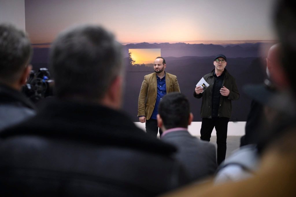 hapet-ekspozita-personale-e-fotografit-blerim-gjinovci
