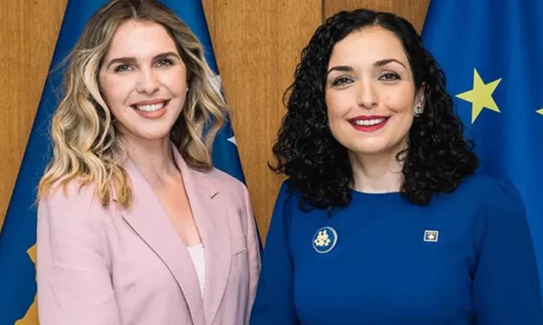 Hollaj i reagon Nagavcit  i thotë se Kurti i ofroi Osmanit që të bëhet kundërkandidate sa për numër dhe për ta fajësuar opozitën