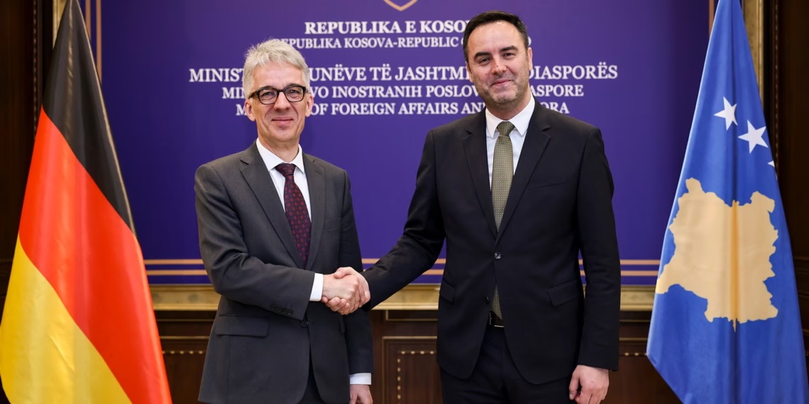 Konjufca pret ambasadorin gjerman  flasin për dialogun dhe bashkëpunimin ekonomik