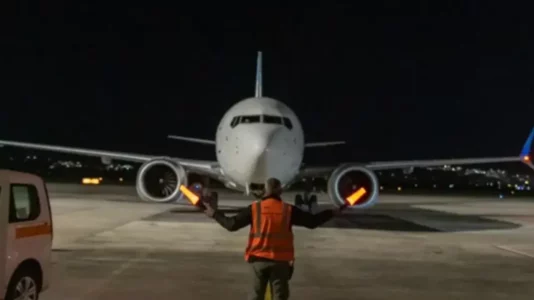 Edhe 109 shtetas të Maqedonisë u evakuuan nga Lindja e Mesme