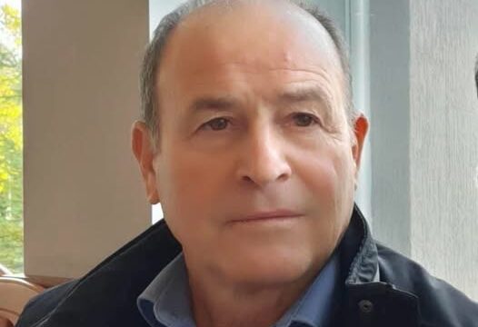 Raportohet se këmbësori që u godit për vdekje në Skënderaj ishte profesor nga kjo komunë