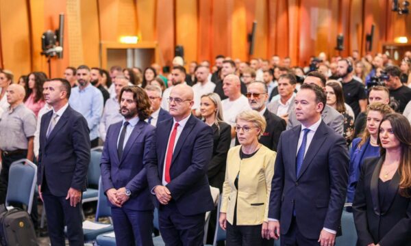 Kryesia e GUXO në Deçan largohet nga subjekti pas moskandidimit të Osmanit për presidente