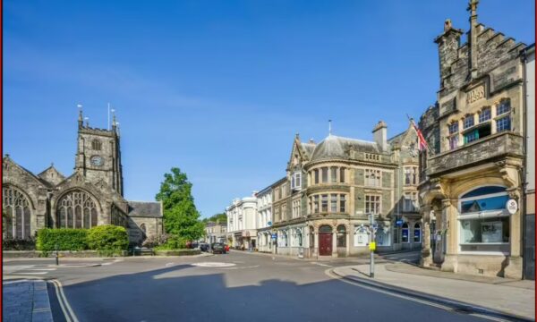 Qyteti më  i zemëruar  në Britani që dëboi McDonald s