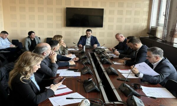 Para seancës mblidhet Komisioni për Legjislacion  këto janë pikat e rendit të ditës