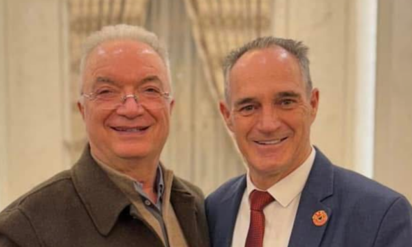 Nait Hasani e  lanson  Xhavit Halitin si figurë unifikuese për President  Mund të marrë edhe votat e VV së