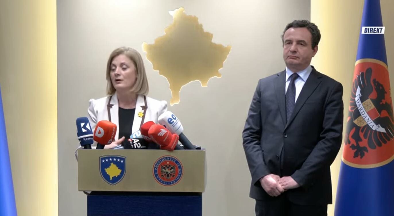Pas britanikëve  edhe ambasada e SHBA së mohon se përkrahu Feride Rushitin si kandidate për presidente