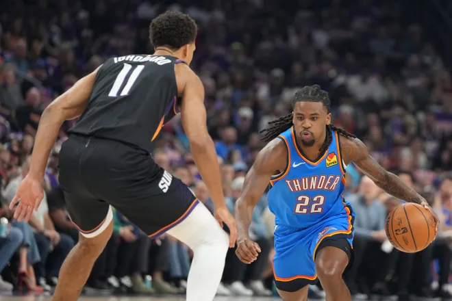 Thunder dominon Suns dhe kalon tutje  Pistons pranë eliminimit në NBA