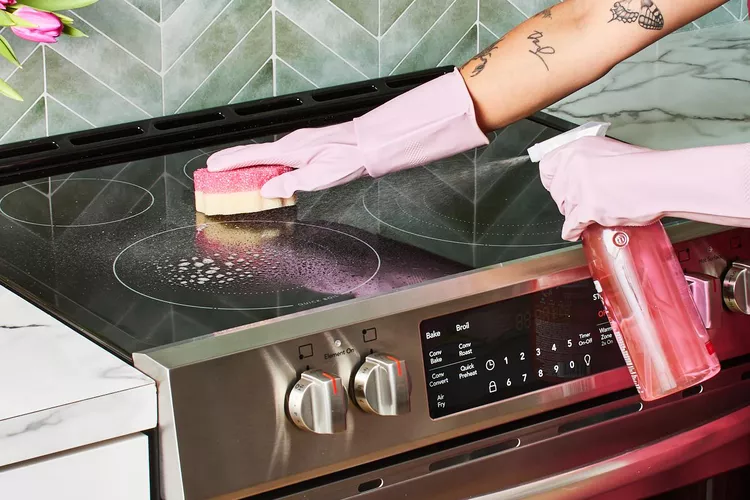 shmangni-rreziqet-sa-shpesh-duhet-ta-pastroni-furren-tuaj