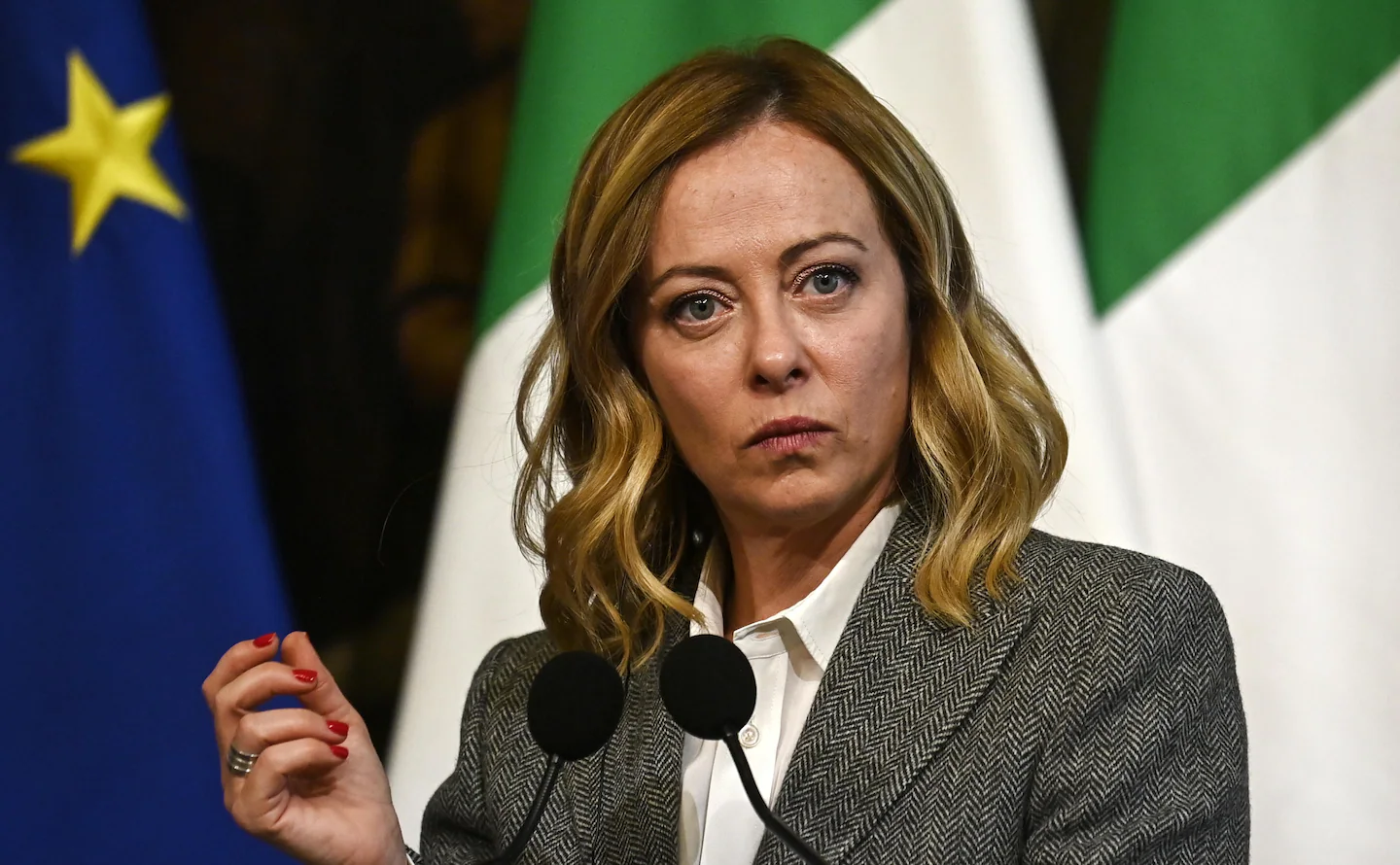 Giorgia Meloni  Italia pezullon marrëveshjen e mbrojtjes me Izraelin