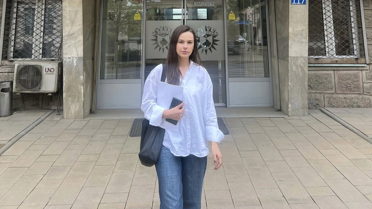 Deputetja e PDK së denoncon një qytetar në Polici  Jam kërcënuar me jetë