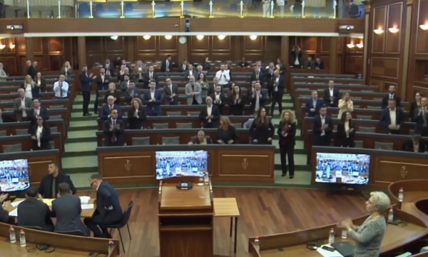  Lavdi heroit Afrim Bunjaku   vendimi për sulmin terrorist në Banjskë pritet më duartrokitje në Kuvend