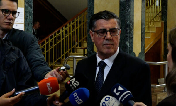 Haziri  Diskutimet për presidentin u devijuan në biseda për qeverinë